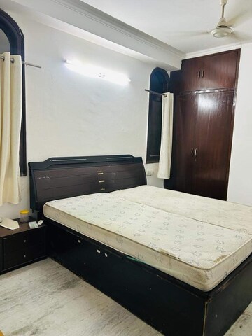 Bedroom in 2 BHK Builder Floor at Sant Nagar – for Rent