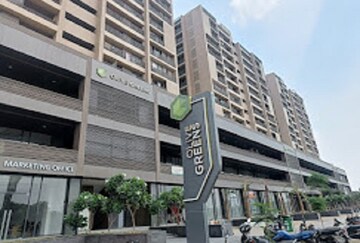  Showroom For Rent in Goyal Olive Greens, Gota