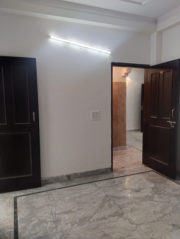 Room, sector 42 3 Bedroom 1260 Sq.Ft. Builder Floor In Sector 42 Faridabad 8324858