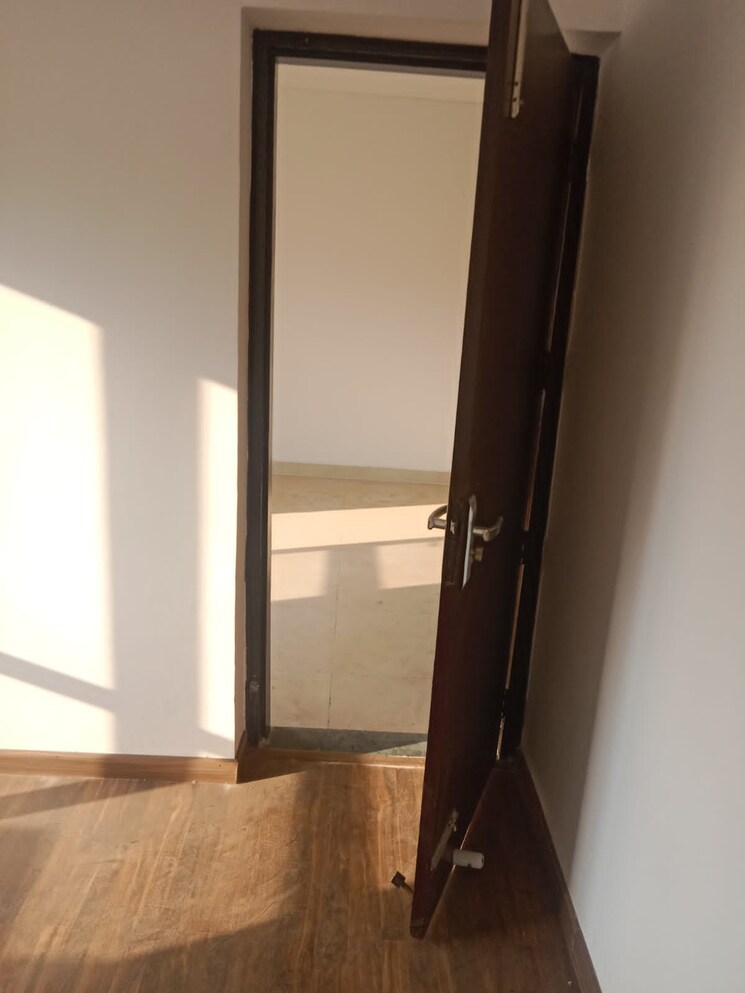 Room, bptp-elite-floors 3 Bedroom 250 Sq.Yd. Builder Floor In Sector 83 Faridabad 8324928