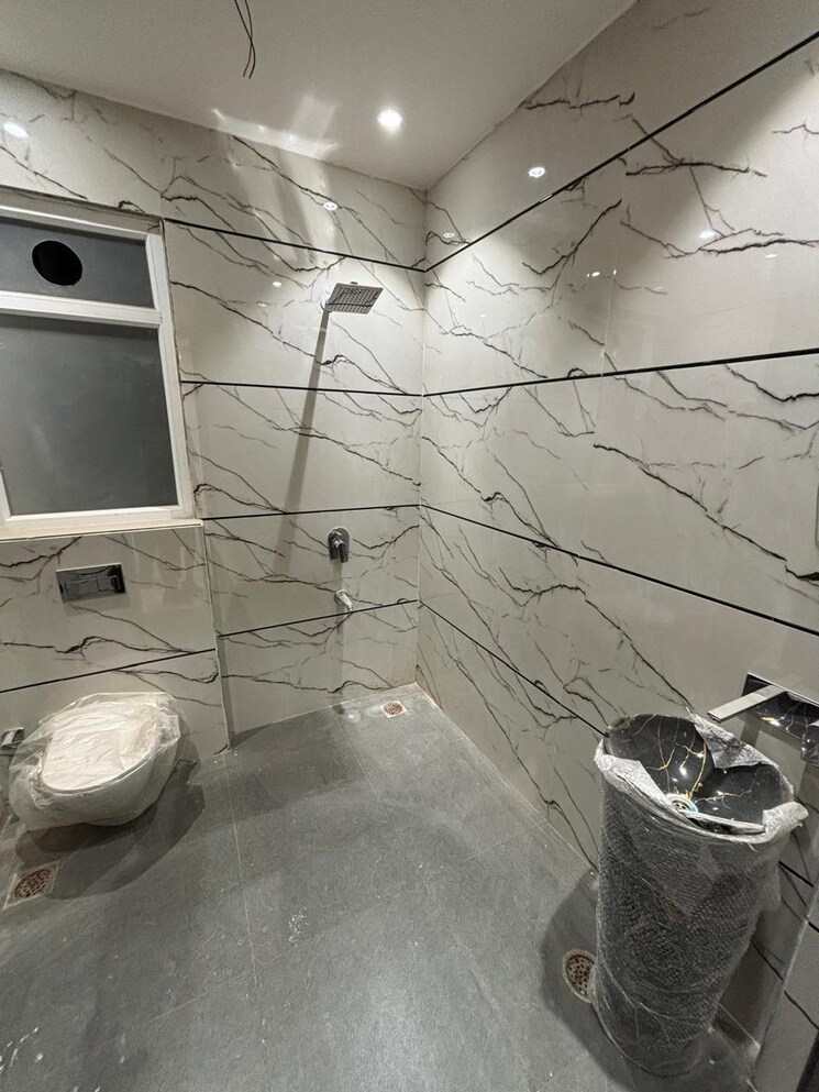  Parking, srishti-greenfield-homes 4 Bedroom 2500 Sq.Ft. Builder Floor In Green Fields Colony Faridabad 8324929