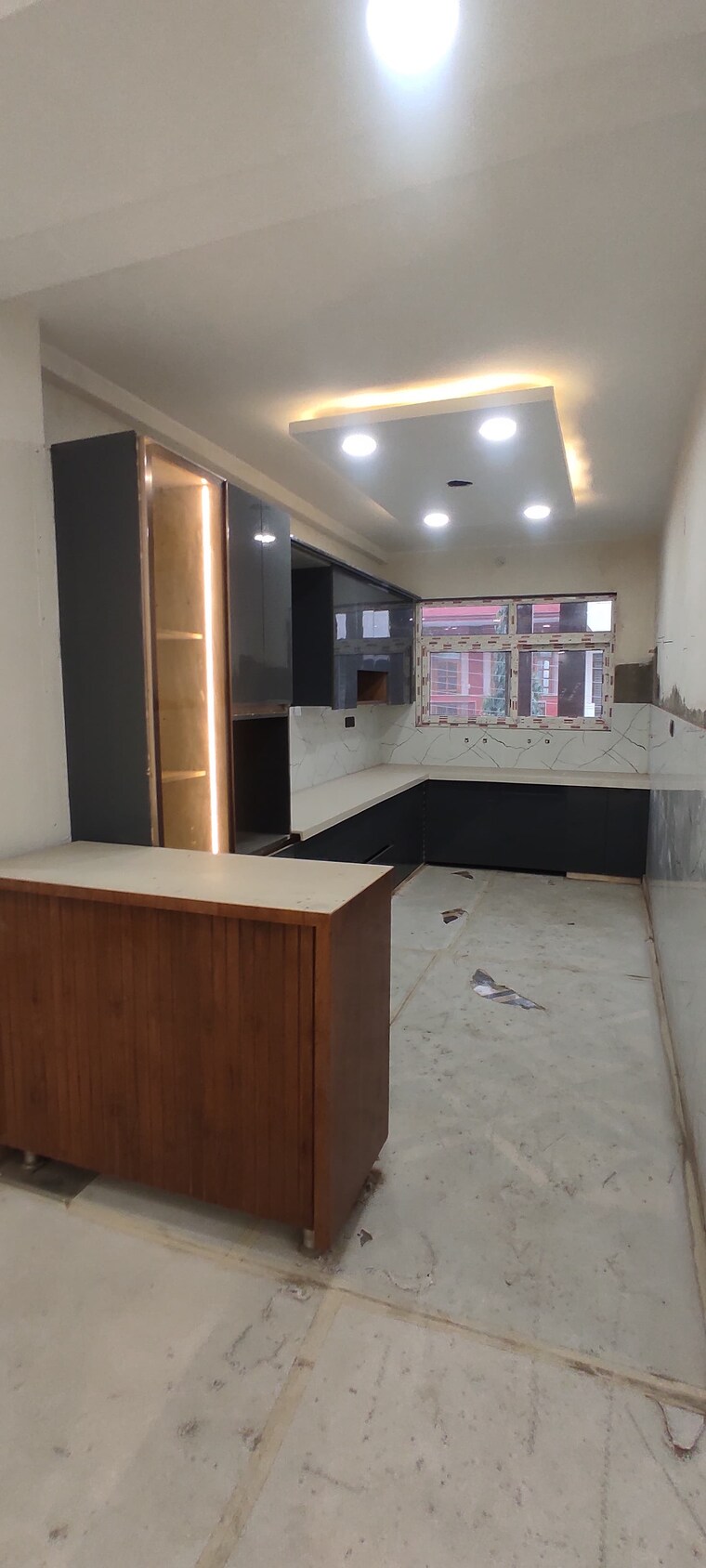 Kitchen, srishti-greenfield-homes 4 Bedroom 2500 Sq.Ft. Builder Floor In Green Fields Colony Faridabad 8324929