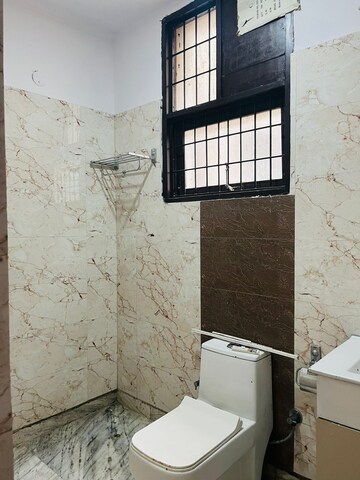 Kitchen in 3 BHK Builder Floor at Sector 42 – for Sale
