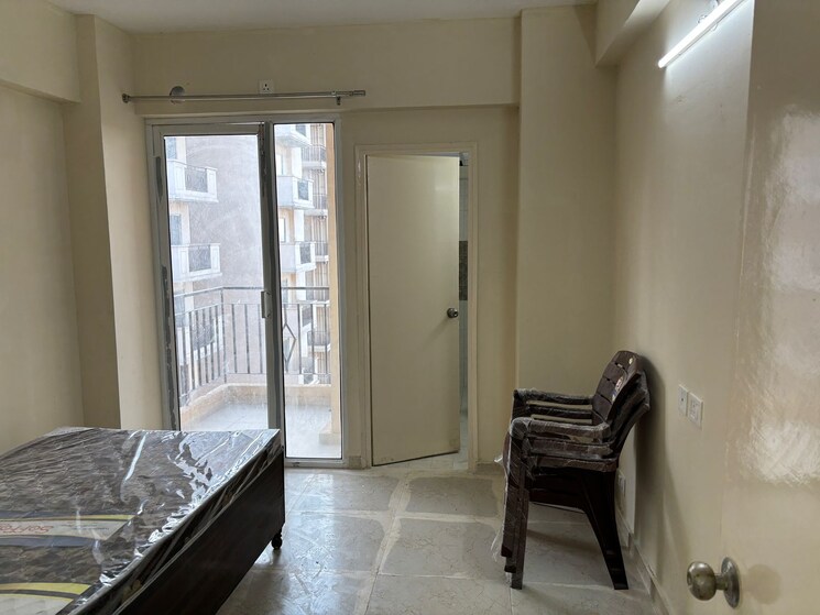 Living Room, rof-amaltas 2 Bedroom 746 Sq.Ft. Apartment In Sector 92 Gurgaon 8325084