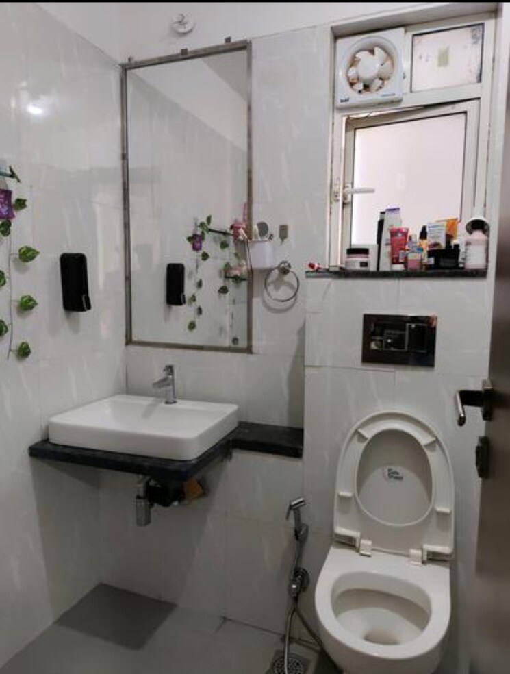 Bathroom, omkar-ananta 2 Bedroom 753 Sq.Ft. Apartment In Goregaon East Mumbai 8325077