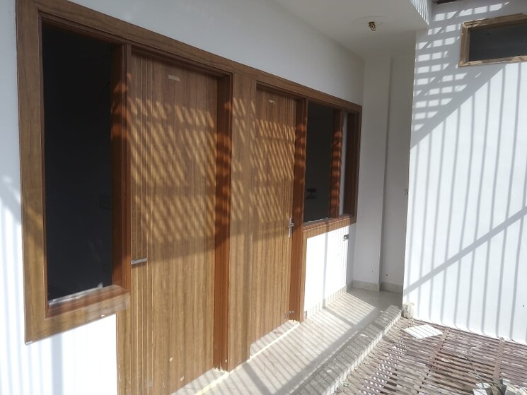 Bedroom, sector 3 greater noida 2 Bedroom 200 Sq.Mt. Villa In Sector 3 Greater Noida Greater Noida 8325155