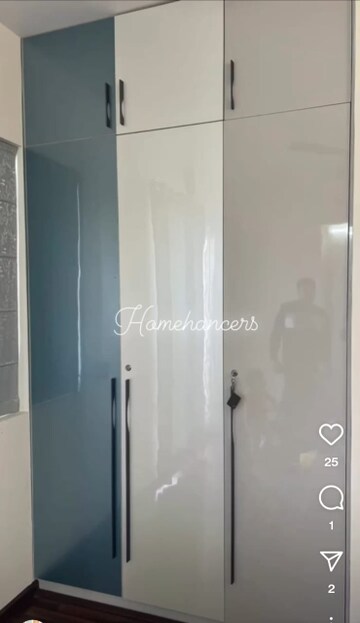 Bathroom in 2.5 BHK Apartment at Microtek Greenburg, Sector 86 – for Rent