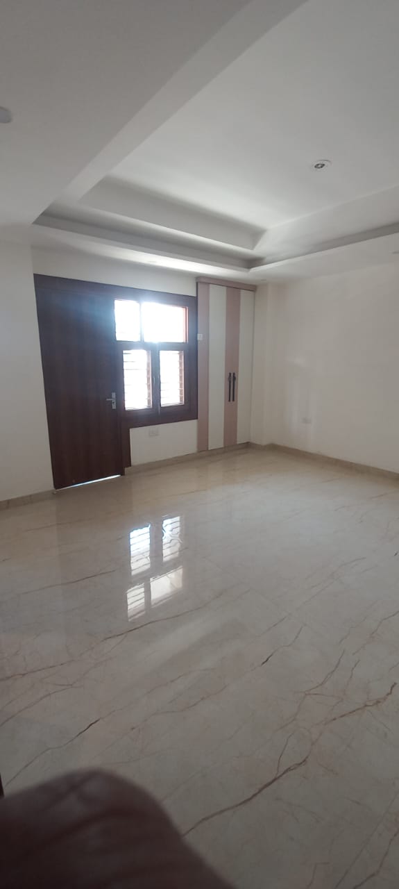 2 BHK Builder Floor For Sale in Shastri Nagar