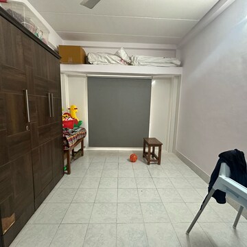 Team Area in 2 BHK Apartment at Dindoshi Mahad Complex, Santosh Nagar – for Rent