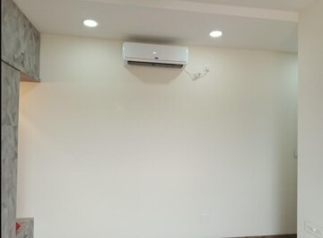 Room in 3 BHK Apartment at Bollineni Bion, Kothaguda – for Rent