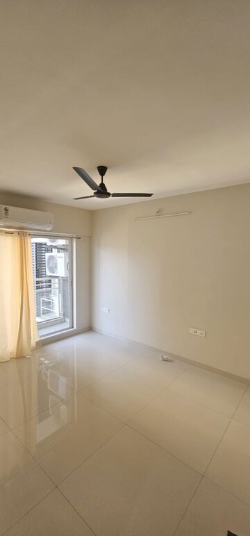 2 BHK Apartment For Rent in Sugee Atharva, Prabhadevi