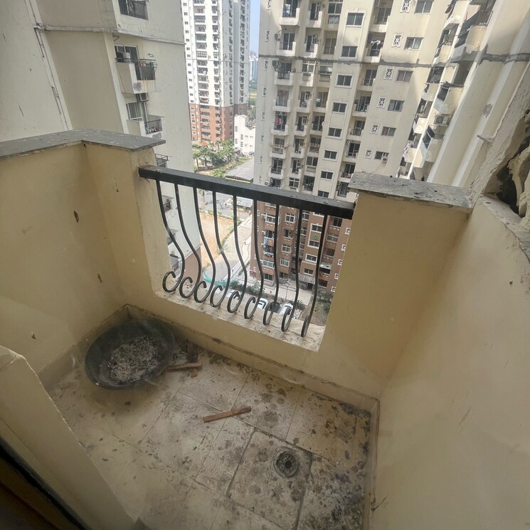 Balcony, nimbus-the-hyde-park 2.5 Bedroom 1080 Sq.Ft. Apartment In Sector 78 Noida 8325469