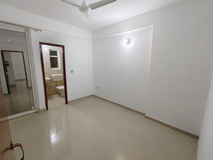Room, mrg-the-balcony 2 Bedroom 645 Sq.Ft. Apartment In Sector 93 Gurgaon 8325545