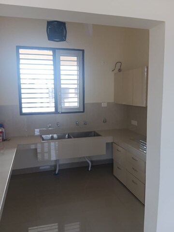 Kitchen in 1.5 BHK Independent House at Sector 71 – for Rent