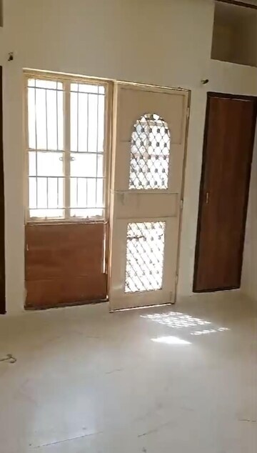 Room in 2 BHK Apartment at Sector 18, Dwarka – for Rent