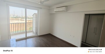 Room in 3 BHK Apartment at Bestech Park View Grand Spa, Sector 81 – for Rent