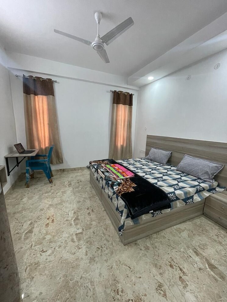 Bedroom, bestech-park-view-grand-spa 3.5 Bedroom 3470 Sq.Ft. Apartment In Sector 81 Gurgaon 8325803