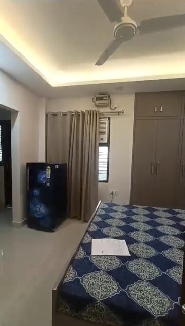 Living Room in 1 RK Builder Floor at Sector 40 – for Rent