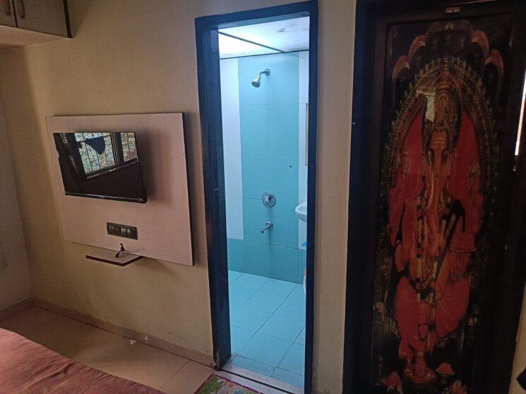 Room, goregaon west 1 Bedroom 450 Sq.Ft. Apartment In Goregaon West Mumbai 8326217