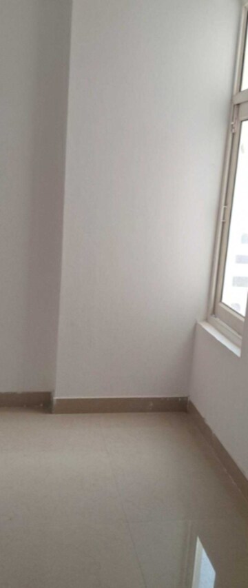 Room in 2 BHK Apartment at ROF Amaltas, Sector 92 – for Rent