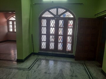 Room in 2 BHK Builder Floor at Teg Bahadur Road – for Rent