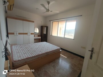 Bedroom in 2 BHK Apartment at Hiranandani Avalon, Powai – for Rent
