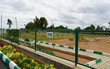 Plot For Sale in Harlur