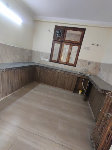 Kitchen in 2 BHK Independent House at Gomti Nagar – for Rent