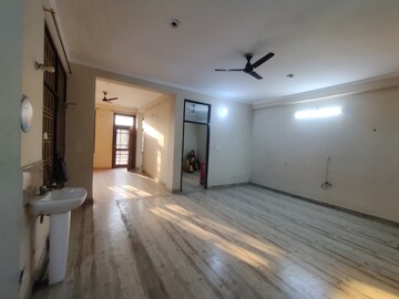 Room in 2 BHK Independent House at Gomti Nagar – for Rent