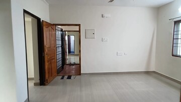 Room in 2 BHK Builder Floor at Guduvanchery – for Sale