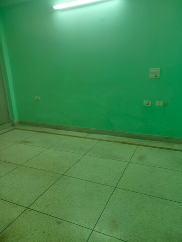 Room in 2 BHK Apartment at Sector 3 Dwarka – for Rent