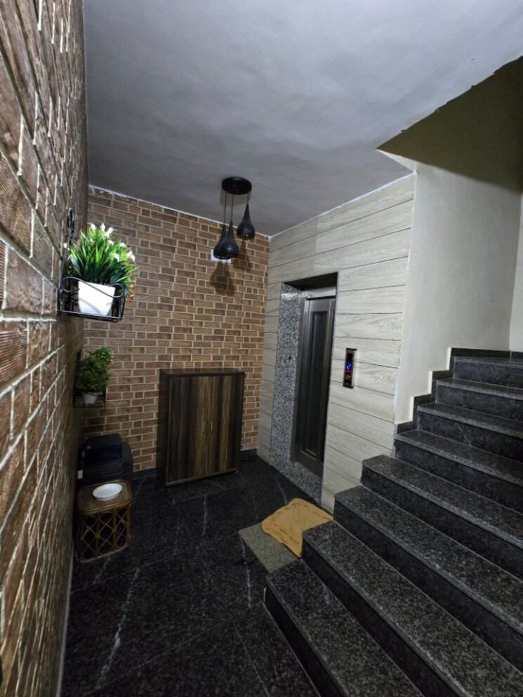 undefined, raghu nagar 4 Bedroom 1800 Sq.Ft. Builder Floor In Raghu Nagar Delhi 8326603