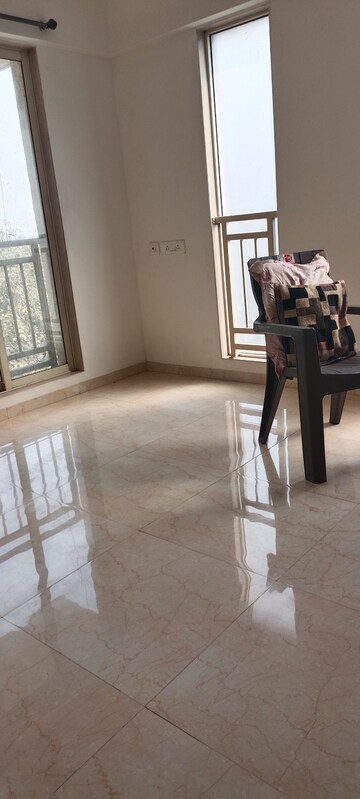 Gym in 2 BHK Apartment at Santacruz East – for Rent