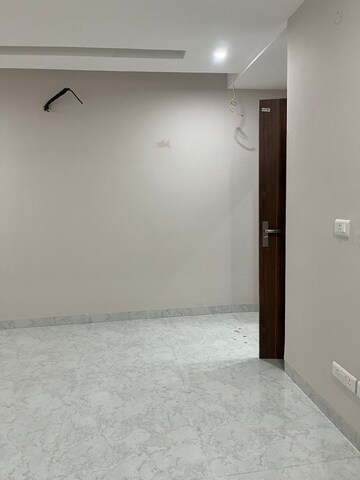 Room in 3 BHK Builder Floor at Peer Mucchalla – for Sale