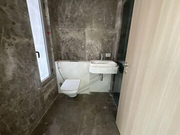 Bathroom in 5 BHK Apartment at Rustomjee Crown, Prabhadevi – for Rent