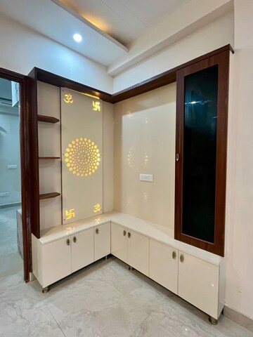 Room in 3 BHK Builder Floor at Peer Mucchalla – for Sale
