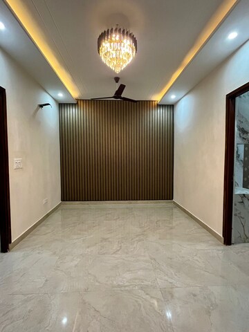 Room in 3 BHK Builder Floor at Peer Mucchalla – for Sale