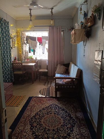 Bedroom in 1 RK Apartment at Khar West – for Rent