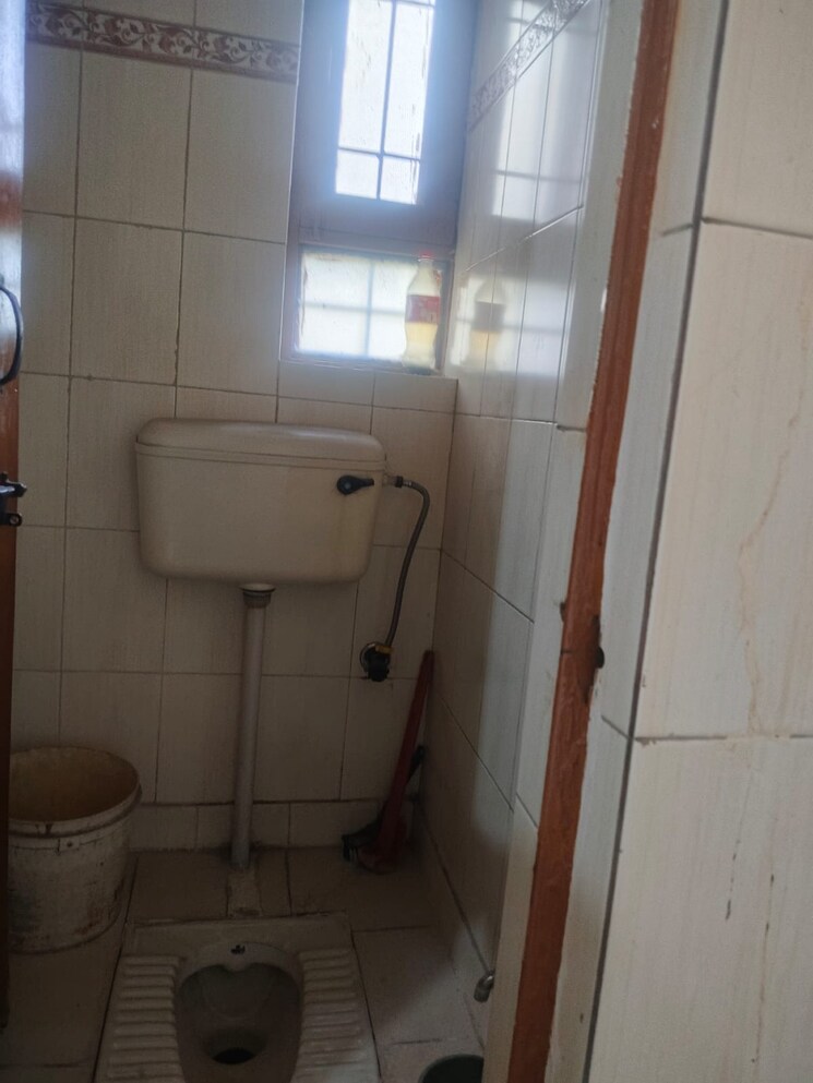 Bathroom, indraprastha 2 Bedroom 1200 Sq.Ft. Apartment In Indraprastha Delhi 8327026