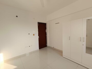 2.5 BHK Apartment For Rent in Ambience Courtyard, Manikonda