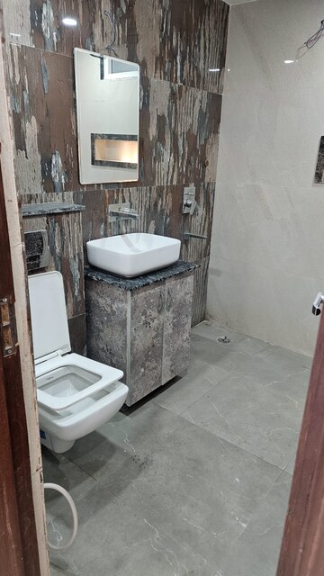 Attached Bathroom in 3 BHK Apartment at Sector 3 Dwarka – for Rent