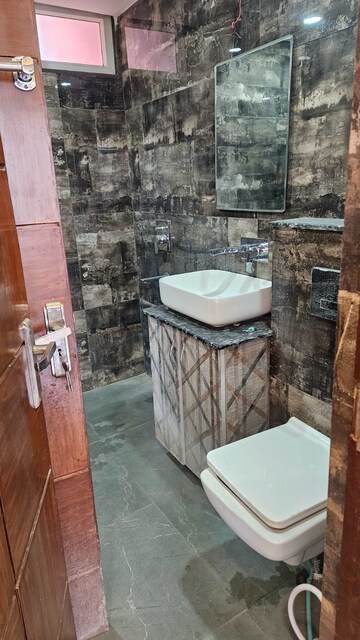 Bathroom in 3 BHK Apartment at Sector 3 Dwarka – for Rent