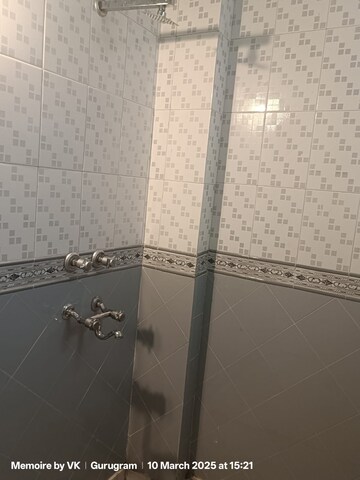 Balcony in 2 BHK Builder Floor at Ansal Sushant Lok I, Sector 43 – for Rent