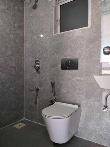 Bathroom in 2 BHK Apartment at Dosti Oro 67, Kandivali West – for Sale