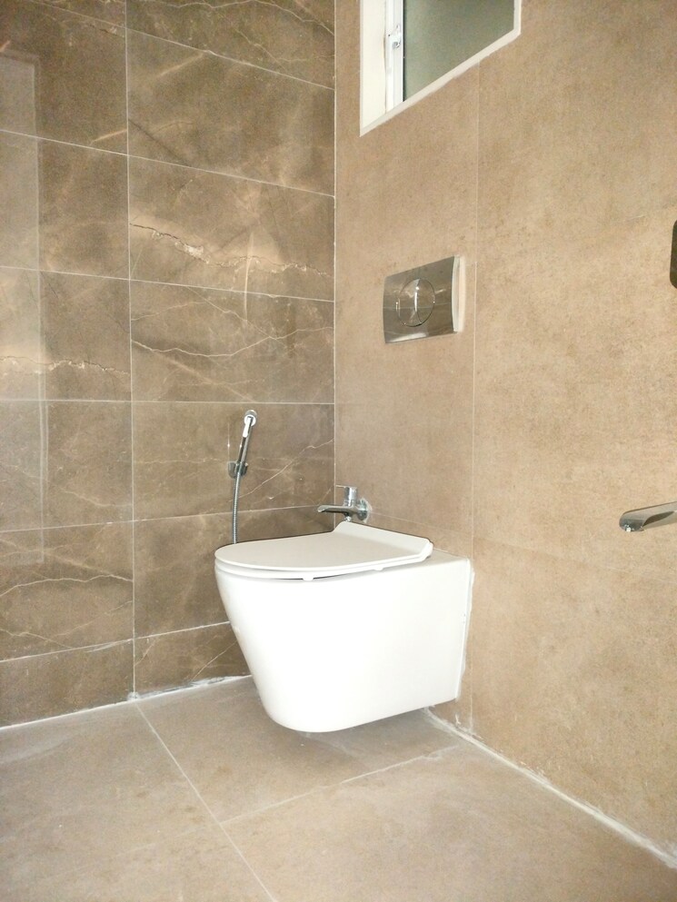 Bathroom, dosti-oro-67 2 Bedroom 587 Sq.Ft. Apartment In Kandivali West Mumbai 8327144