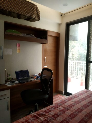 Room in 4 BHK Apartment at Raj Nagar Extension – for Sale