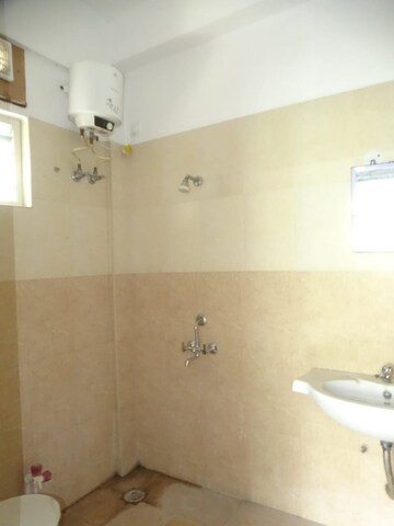 Bathroom in 6+ BHK Independent House at Banjara Hills – for Sale