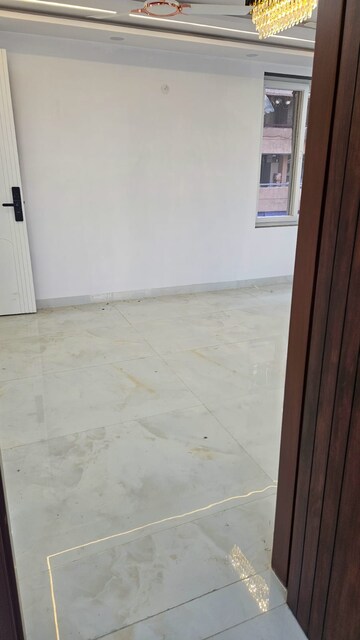  3 BHK Apartment at Sector 3 Dwarka – for Rent