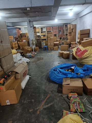 Commercial Warehouse 750 Sq.Ft. For Resale in Yahiyaganj Lucknow  8327148