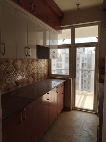 Kitchen in 2.5 BHK Apartment at Amrapali Leisure Park, Amrapali Leisure Valley – for Rent